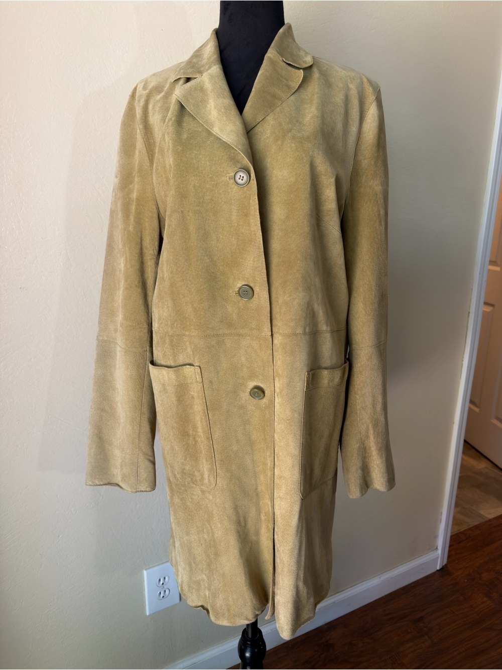Vintage long suede jacket Provence d’amour size xl tan subtle light green